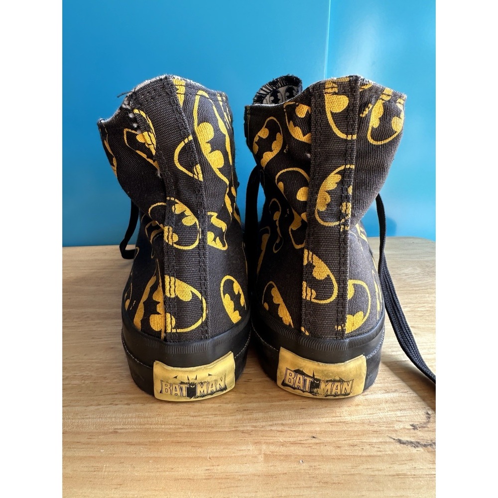 vintage 1989 Batman hi-tops by Converse Size 5.5 - Picture 4 of 12